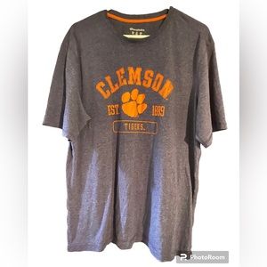 Clemson tigers champion T-shirt size xl